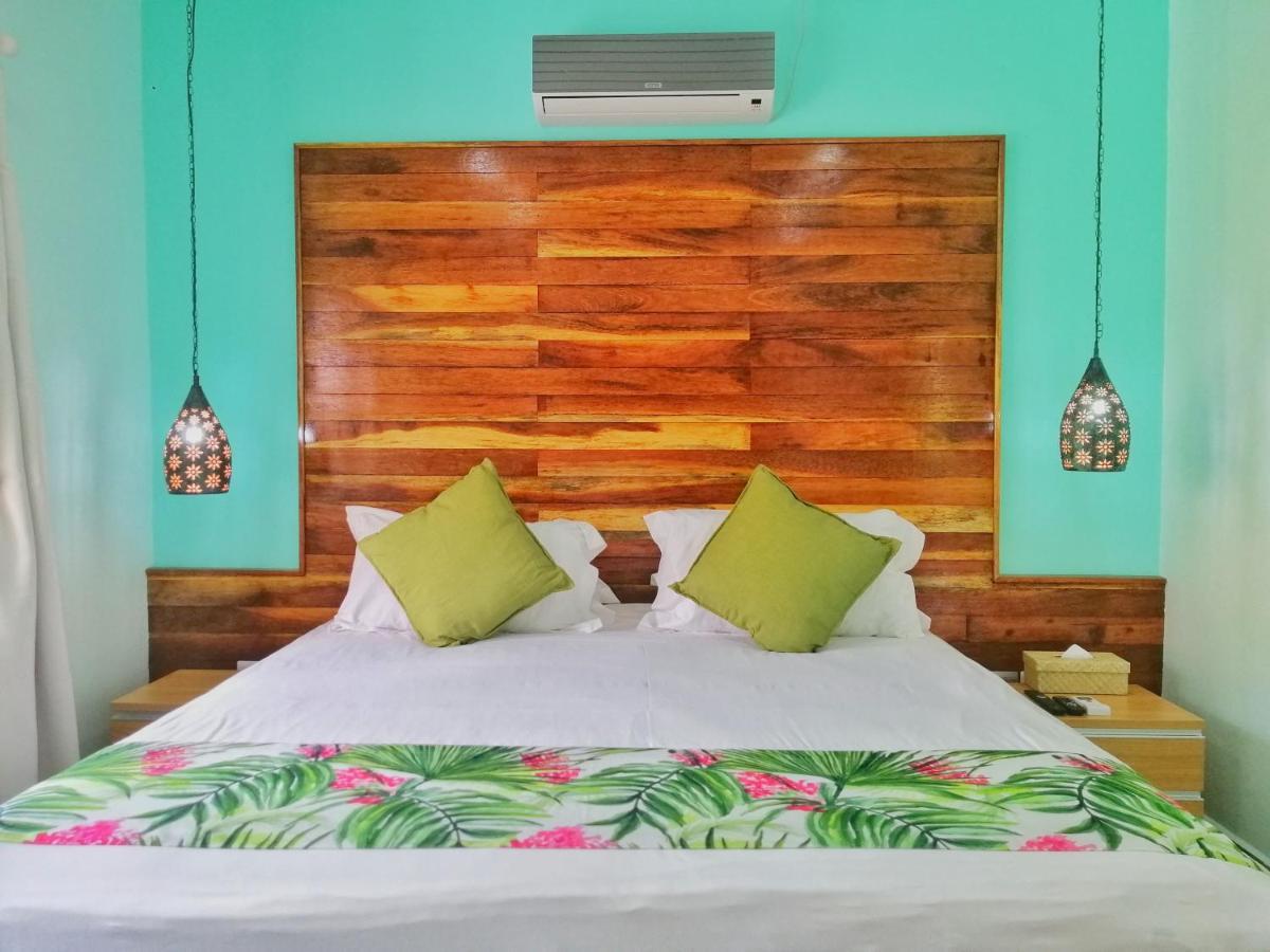 Casa De Leela Self Catering Guest House Диг Екстериор снимка