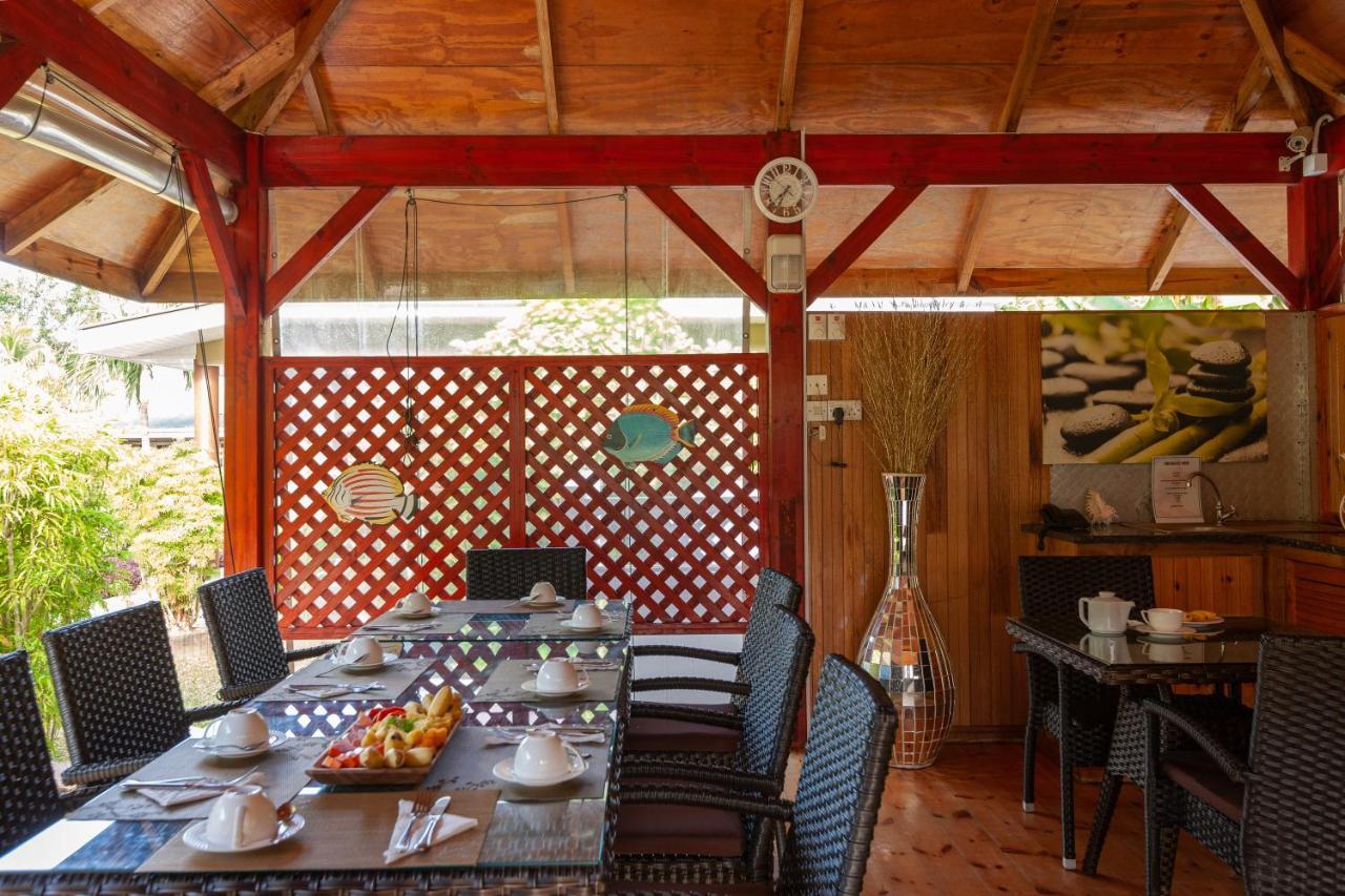 Casa De Leela Self Catering Guest House Диг Екстериор снимка