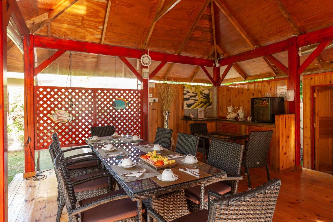 Casa De Leela Self Catering Guest House Диг Екстериор снимка