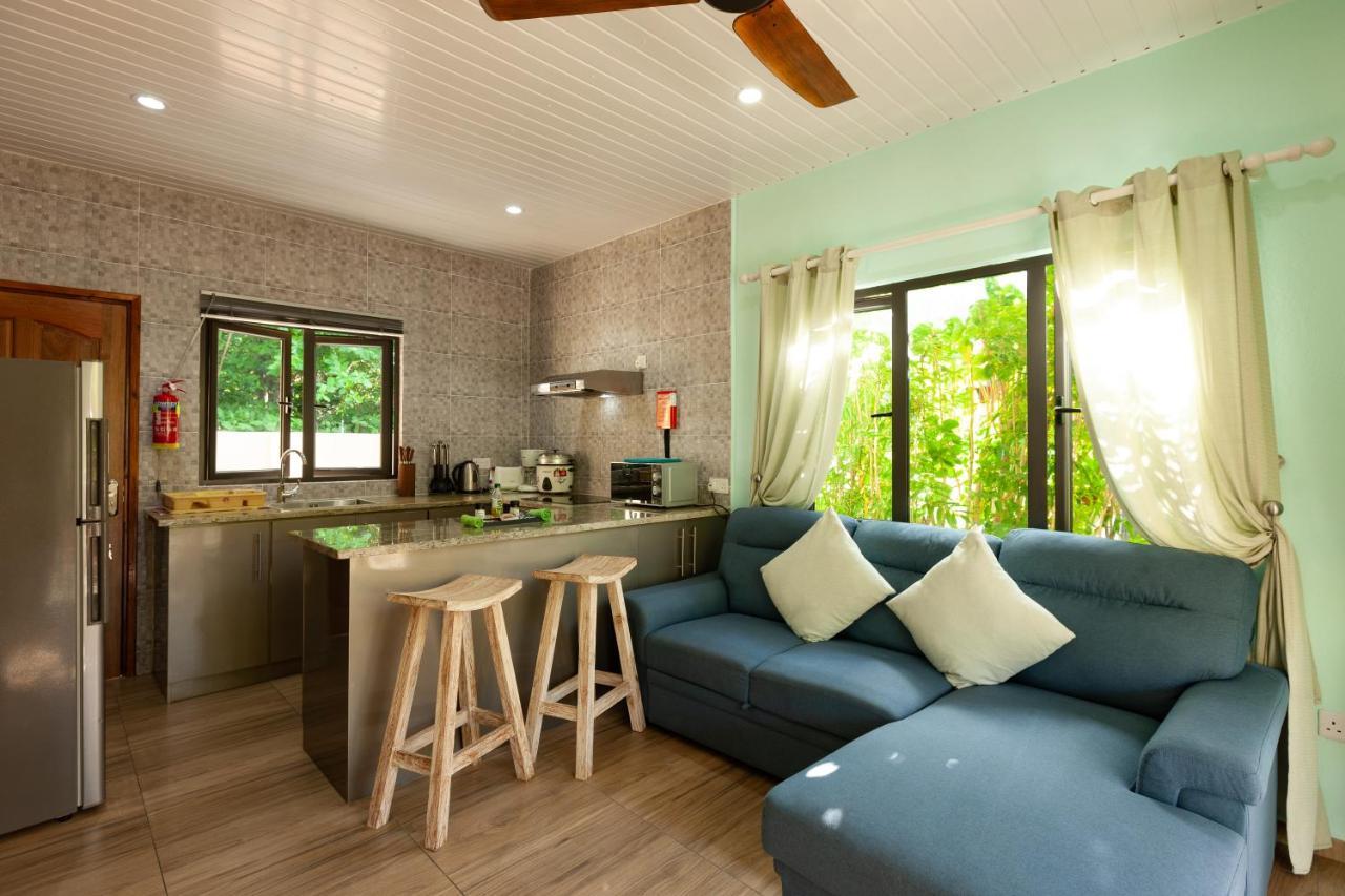 Casa De Leela Self Catering Guest House Диг Екстериор снимка