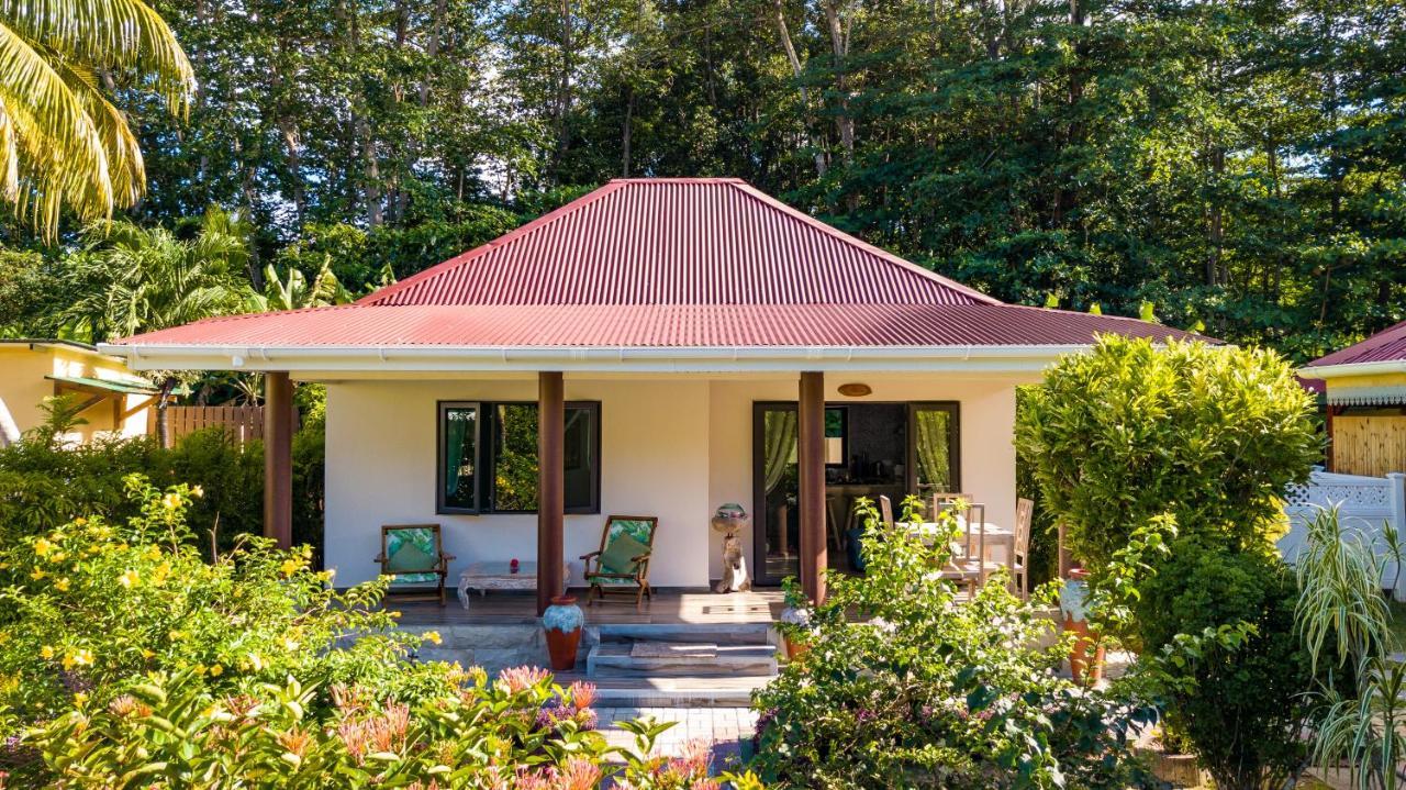 Casa De Leela Self Catering Guest House Диг Екстериор снимка