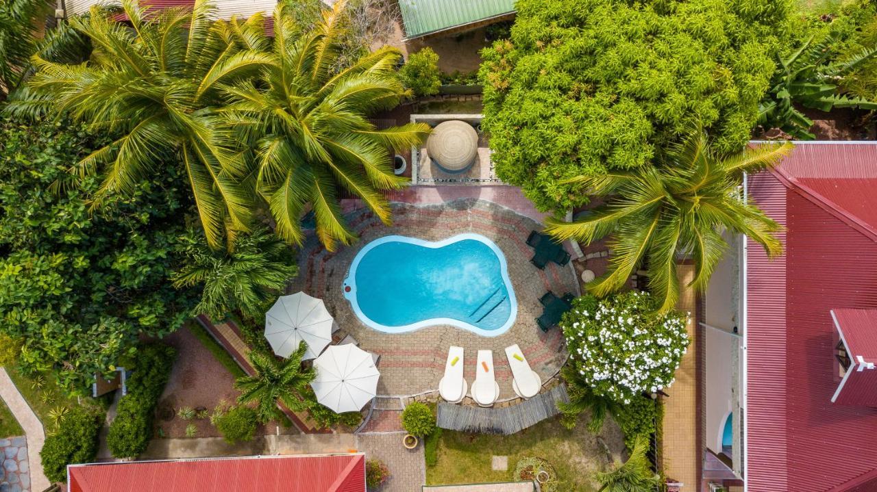 Casa De Leela Self Catering Guest House Диг Екстериор снимка
