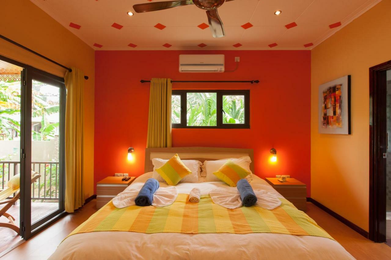 Casa De Leela Self Catering Guest House Диг Екстериор снимка